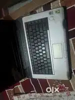 TOSIBHA LAPTOP DISPLAY KHARAB HAI AUR BATTERY KHARAB HAI CHARGER HAI