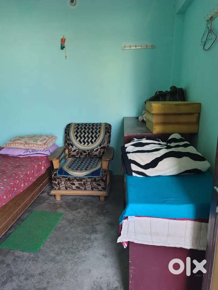 Room for rent .. only for girls