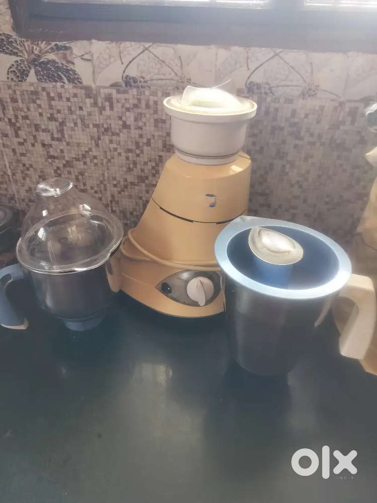 Preethi blue leaf mixer grinder working condition