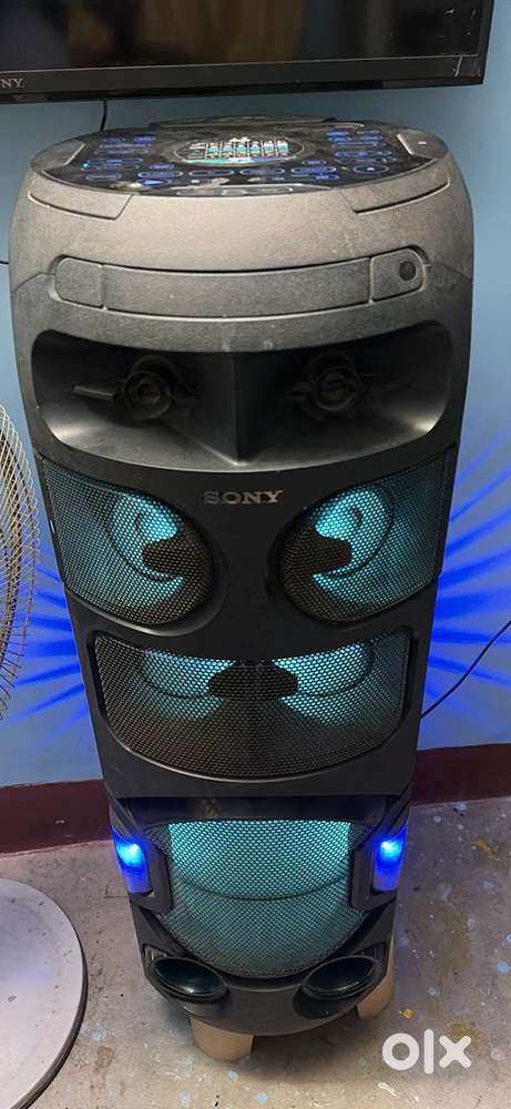 Sony MHC-V83D High-Power Party Speaker with BLUETOOTH Technology