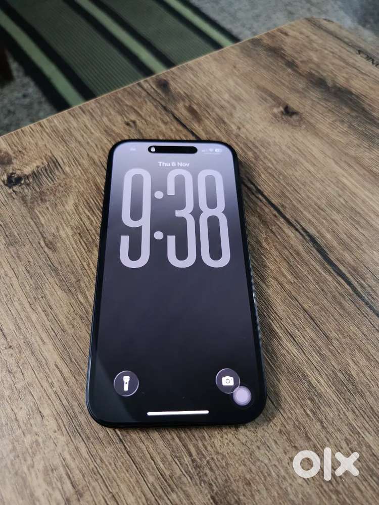 New iPhone 15 128GB - 100% Battery Health full coverage insurance add