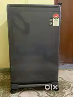 WHIRLPOOL 7 KG 5 Star Fully-Automatic Top Load - 1 Year Old