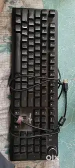 RED GEAR KEYBOARD IN EXCELLENT CONDITION