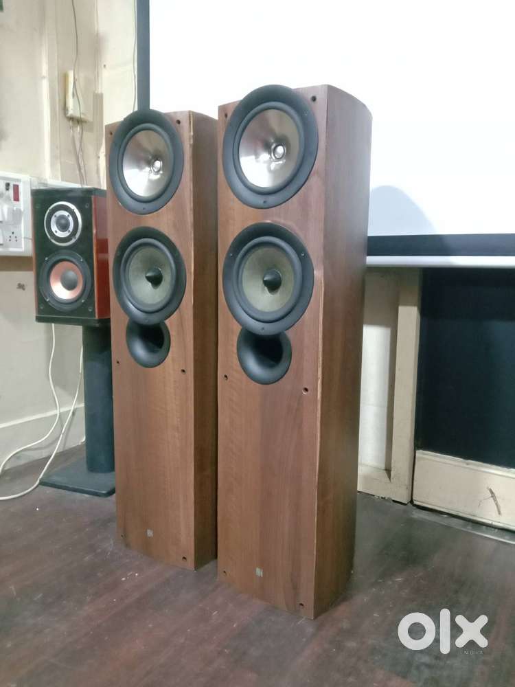KEF IQ 7 Hi End Tower Audiophile Bookshelf Speakers Made In England