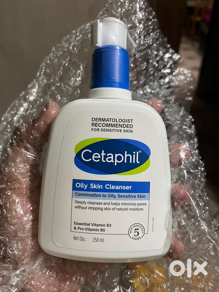 Cetaphil oil cleanser 250ml