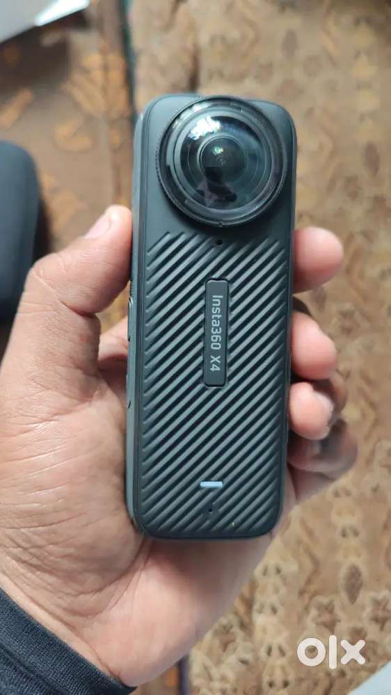 Insta 360 x4
