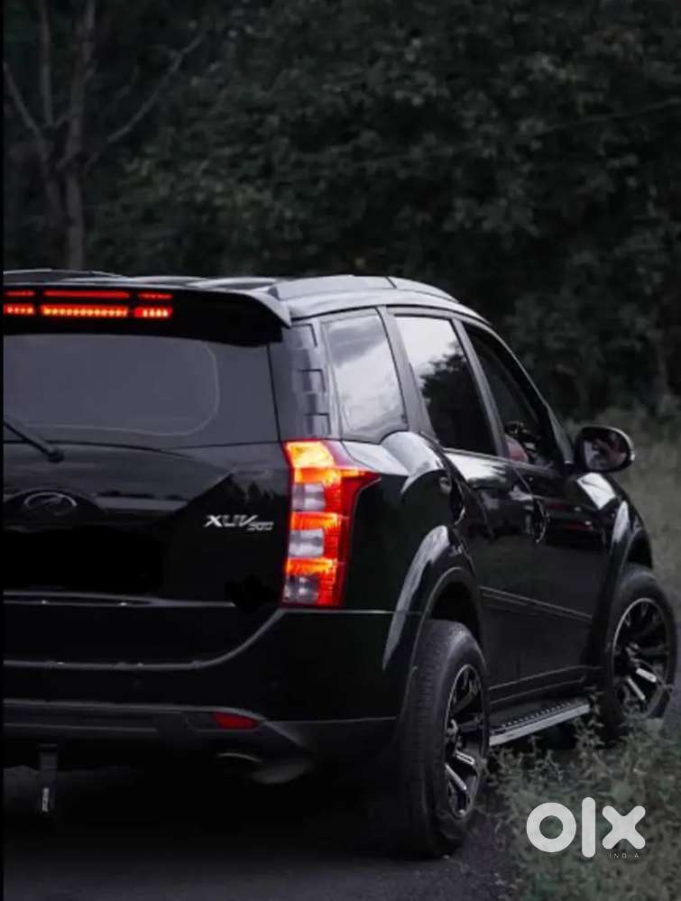 Mahindra 500  wolfburg full black edition