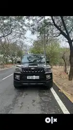 Mahindra Scorpio 2018 Diesel excellent condition with vip no 4444