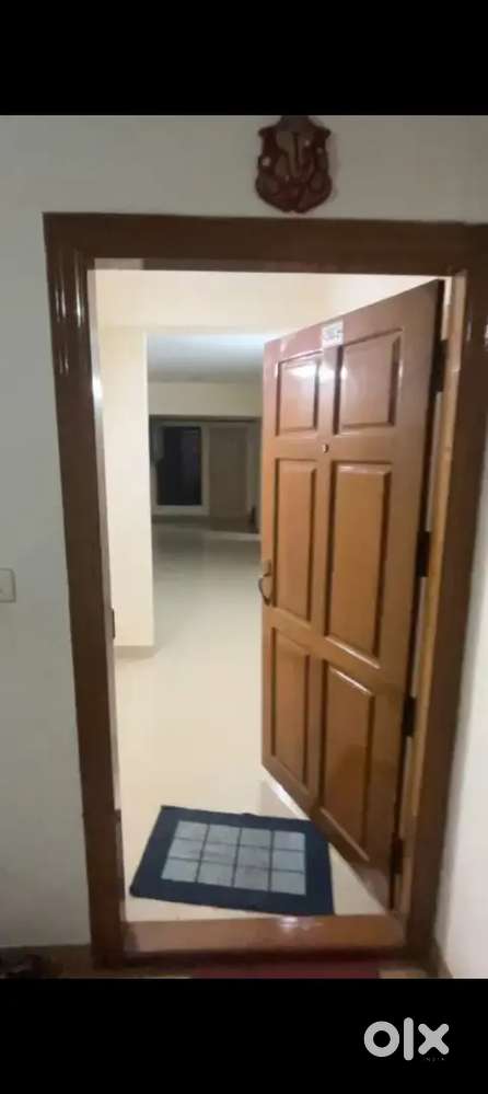 2bhk flat for sale near Indiana hospital pumpwell