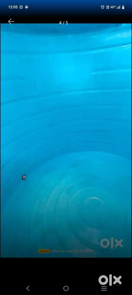 Water tank cleaning