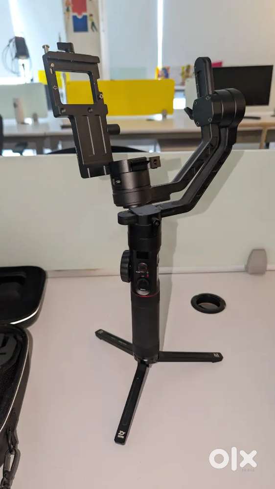 Zhiyun-Tech Crane 2 DSLR Gimbal