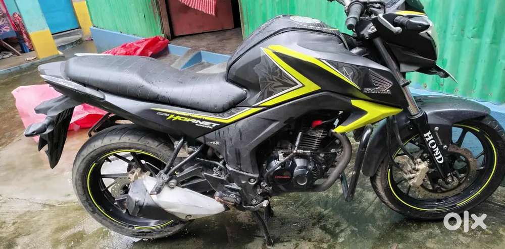 Cb hornet 160(2017),Good condition bike.