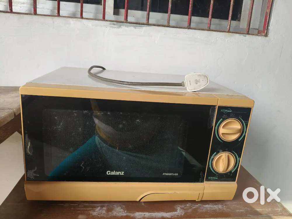 Microwave oven