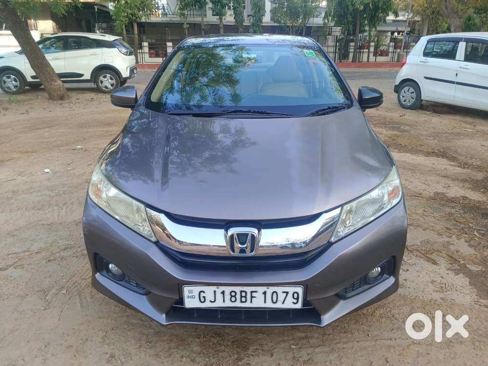 Honda City 1.5 V 4TH GEN i-VTEC MT, 2016, Petrol