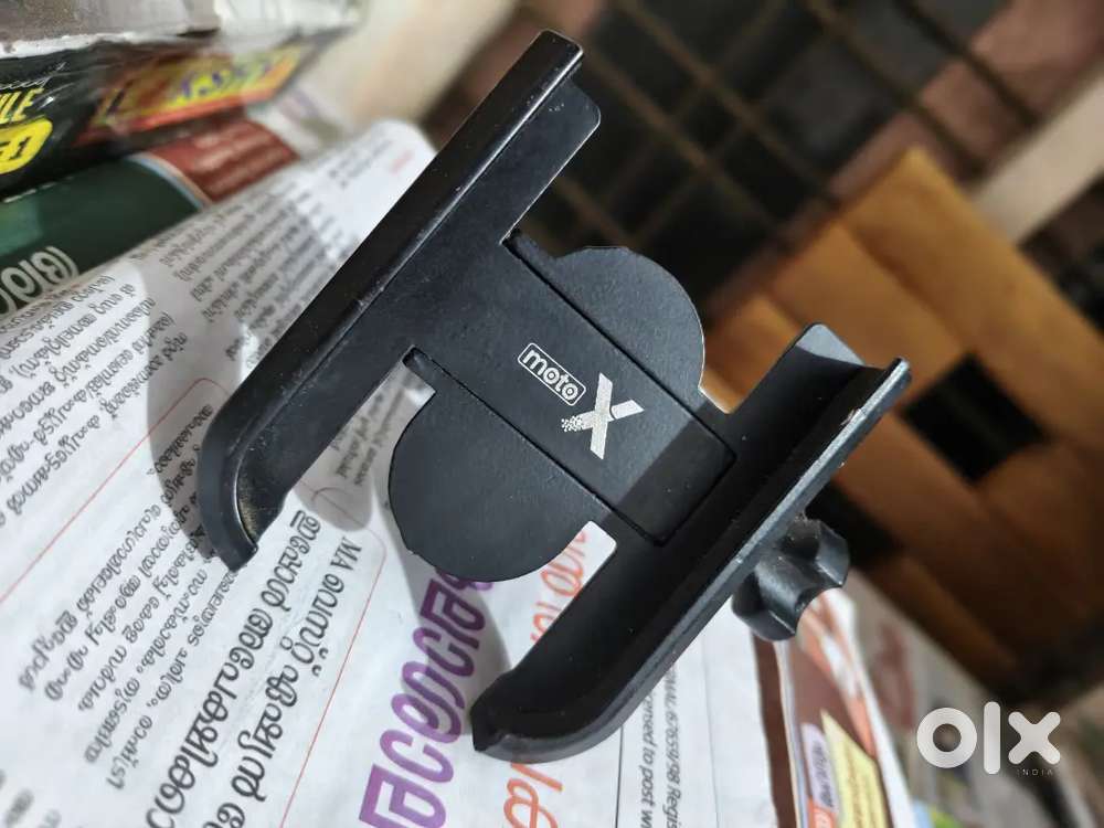 Moto X mobile holder