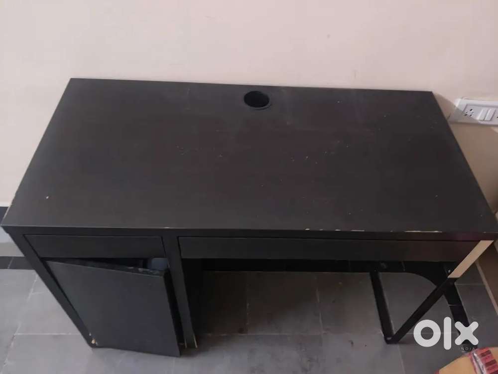 Computer Table