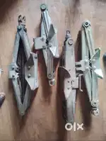 All Car jacky Each , Look like new