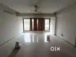 College road 3 bhk flat on rent