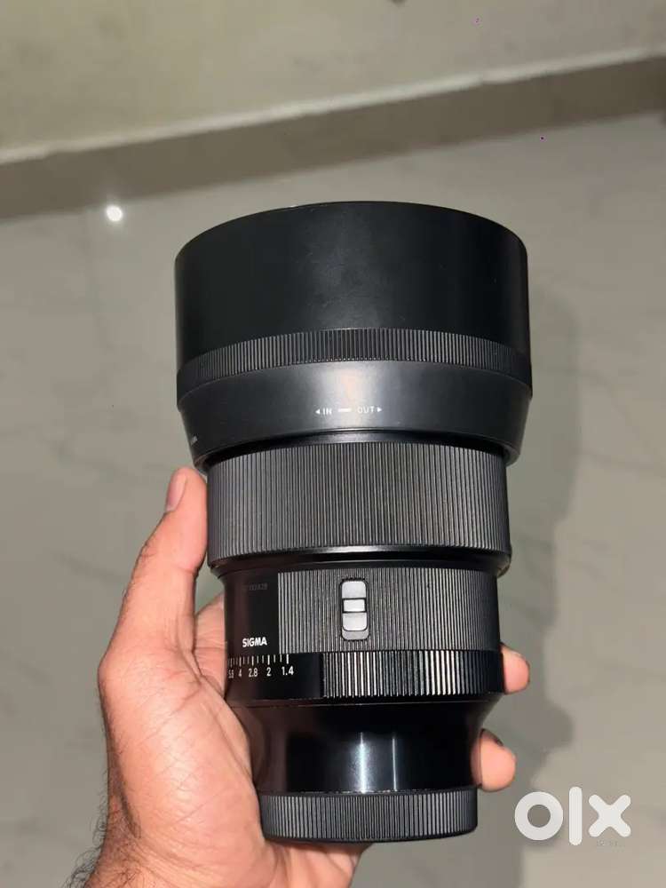 Sigma 85MM 1.4 DGDN lens for sony