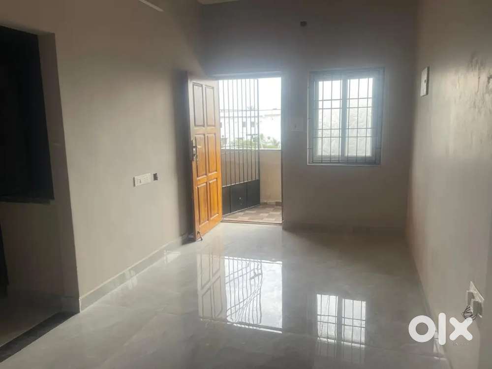 Looking For Good Tenants College Students.