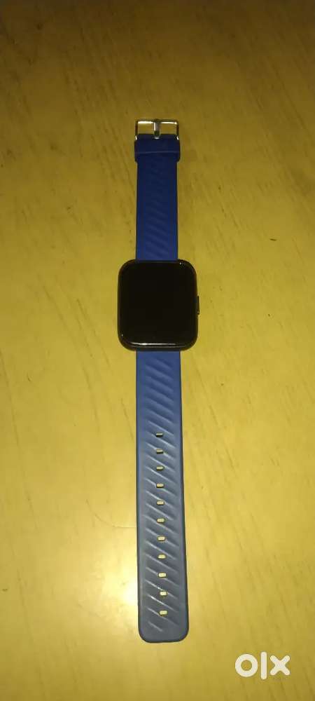 BOAT smart watch WAVE PRO ON SALE