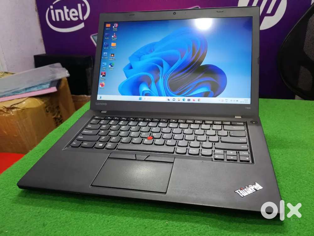 Lenovo ThinkPad T460 Corp i7 Processor 8gb RAM 256gb SSD 14 inches Gud