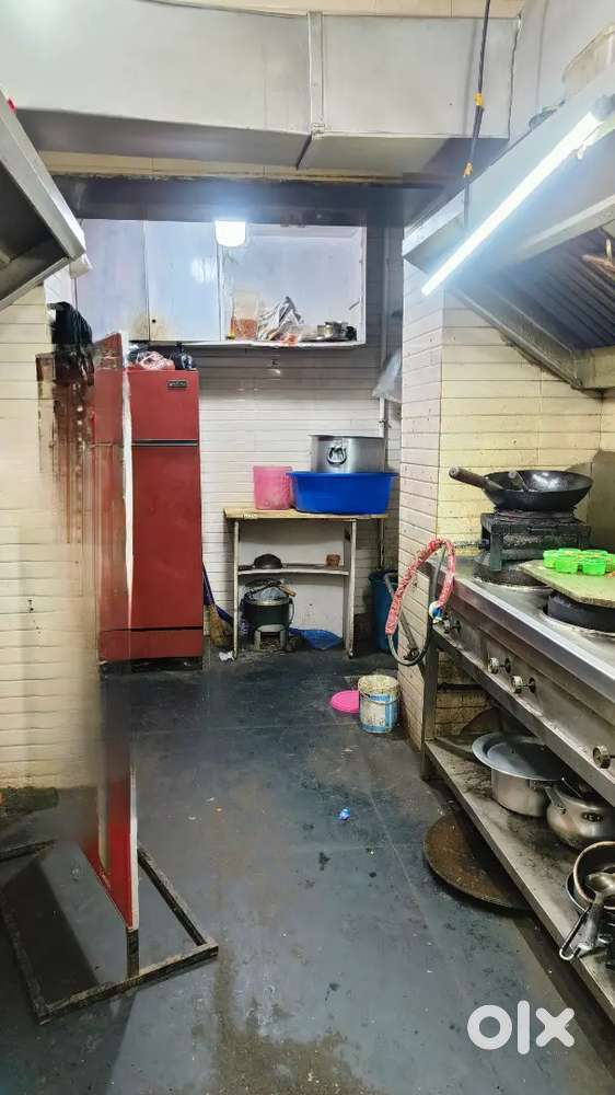 Fastfood shop for rent near Lake mall