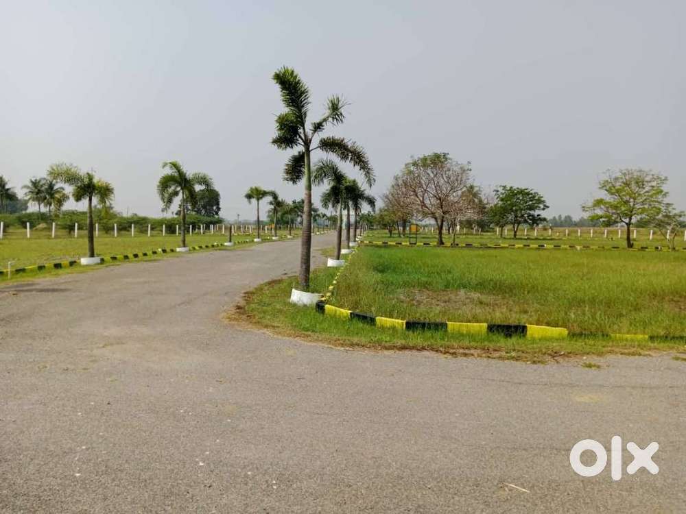 Premium plots with easy EMI