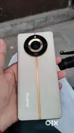 Realme 11 pro plus 12 256gb phone and charger only