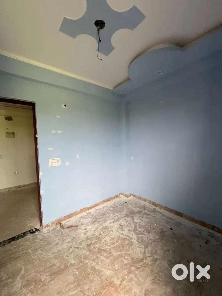 2bhk flat Park facing & Frunt Side Balaji enclave govindpuram Ghaziaba