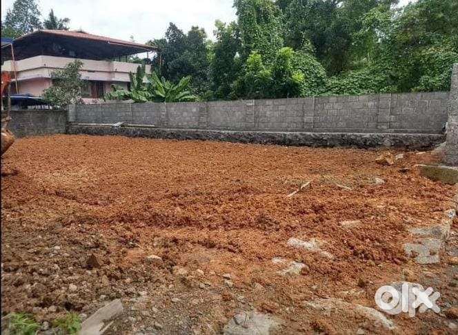 Plot for sale in Thiruvankulam, Thripunithira