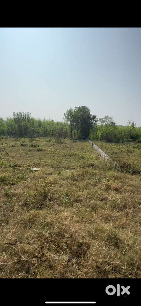 Residential plot with 30 feet road