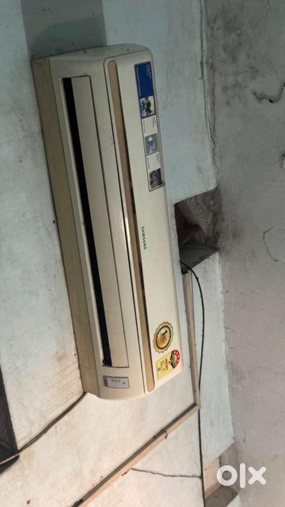 Air condtioner and stablizer