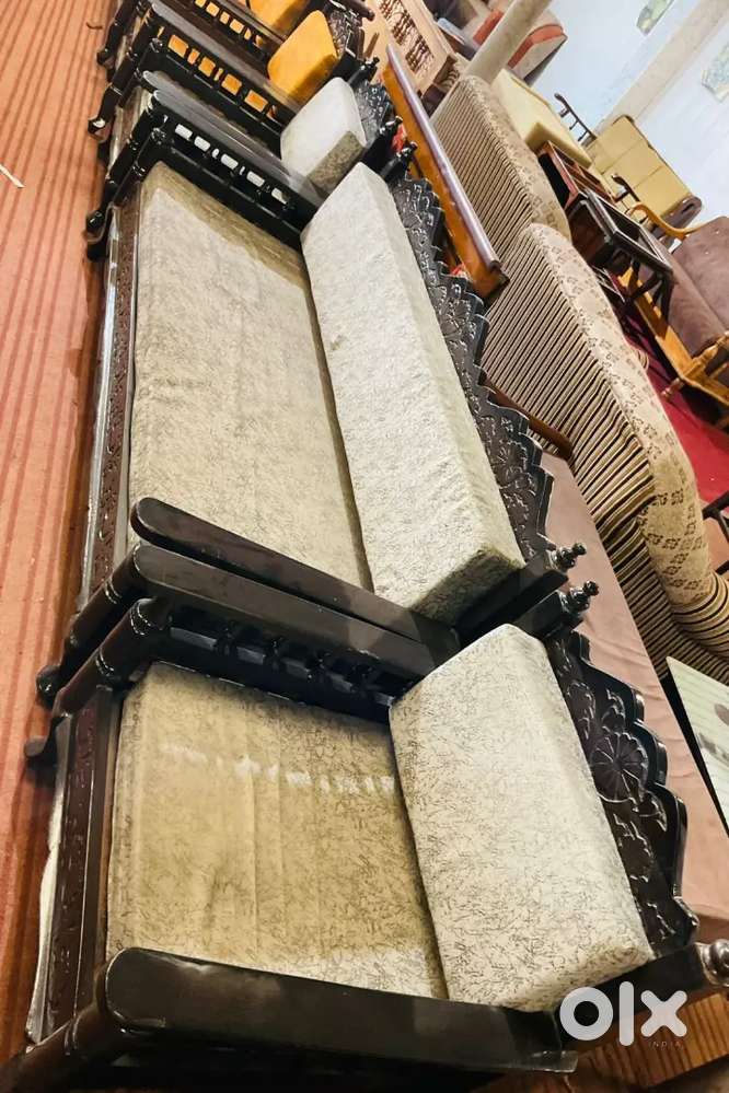 Sofa set at minimum price
