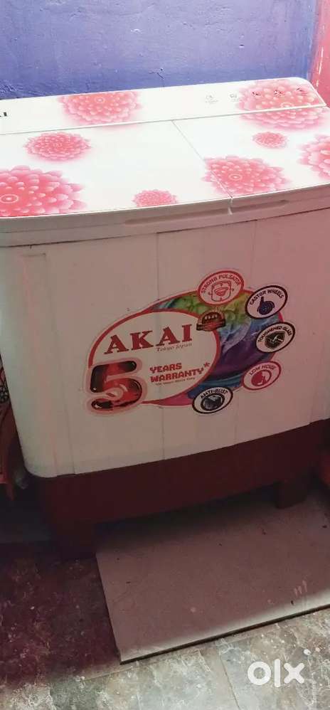 Very very good conditions and scratch less conditions