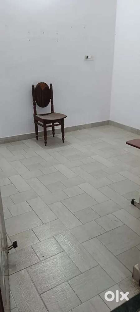 2bhk well maintained home.24 hrs Electricity.