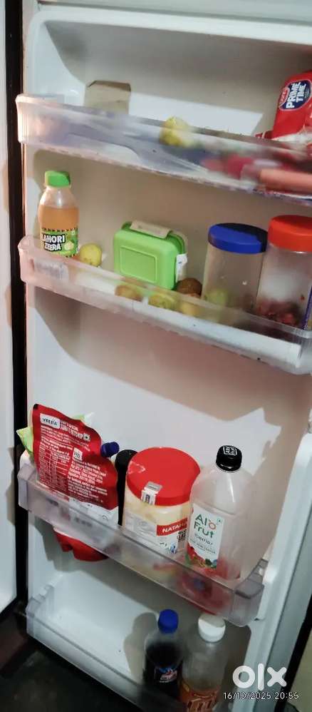 Fridge whirlpool 1 star brand new condition 1 year old