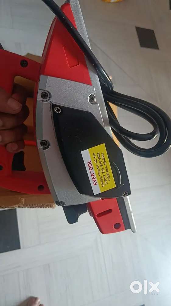 Electric Hand Planer – Excellent Condition  Evert-Tool Brand 1200w
