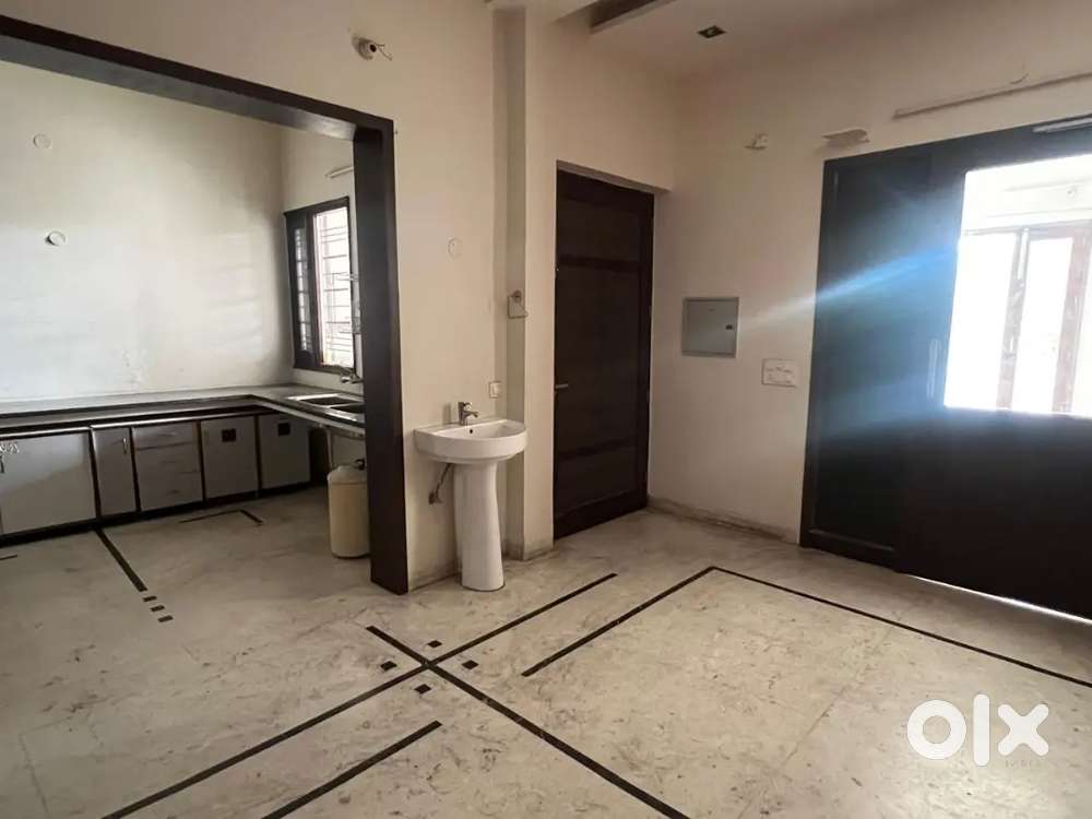 INDEPENDENT ELECTRICITY 2BHK SEMI-FURNISHED SET AVAILABLE AT BAREWAL