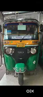 Bajaj CNG 2023