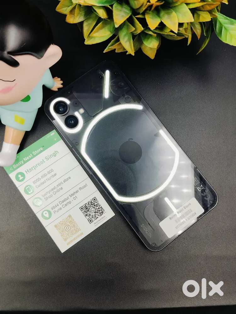 NOTHING PHONE 1 8/256GB - SUPERB CONDITION MOBILE WITH BILL.