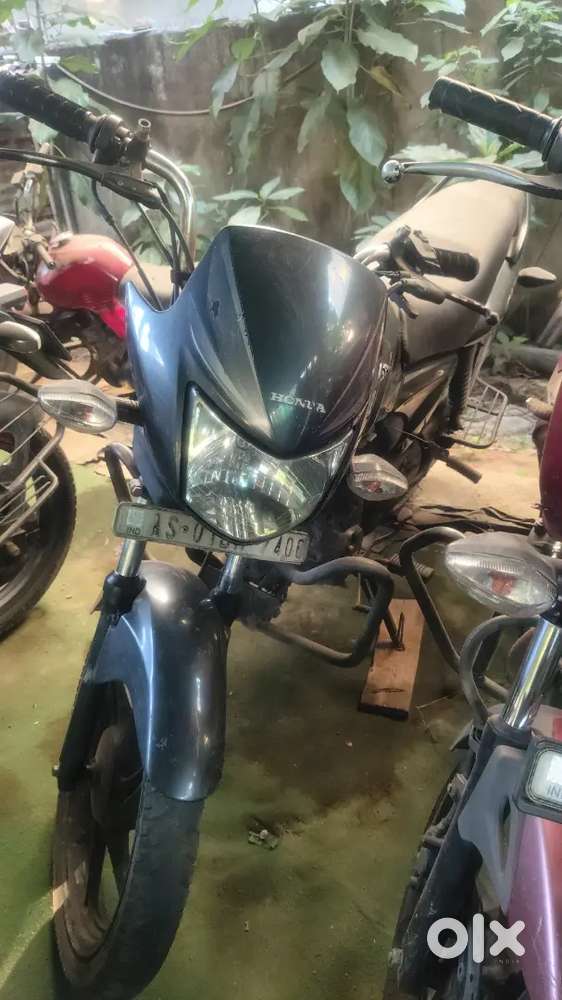 Honda Shine bike is on showroom condition