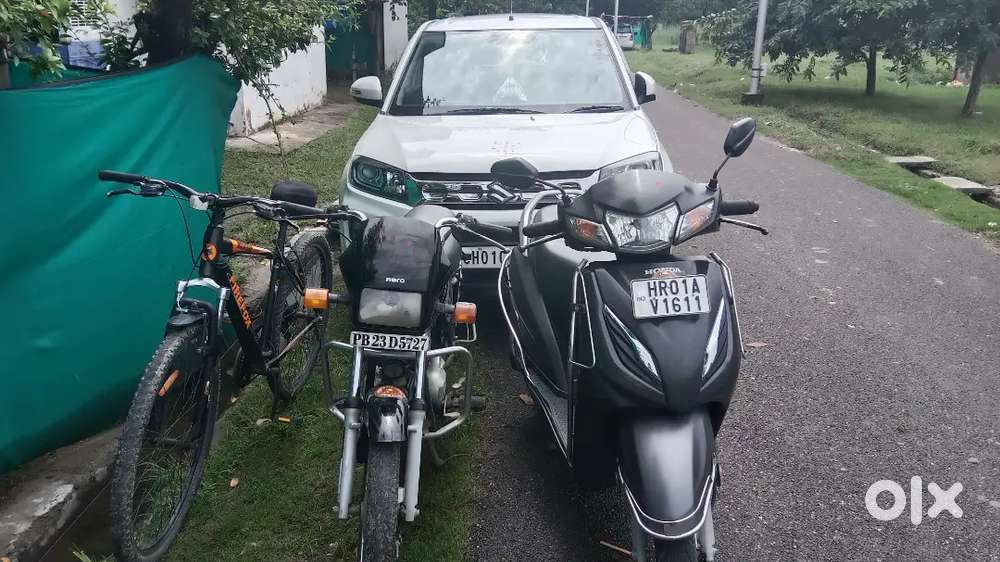 Activa for sell driven by airforce officer.selling due to posting out