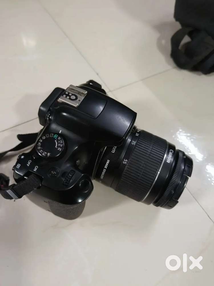 Canon 1300D Camera