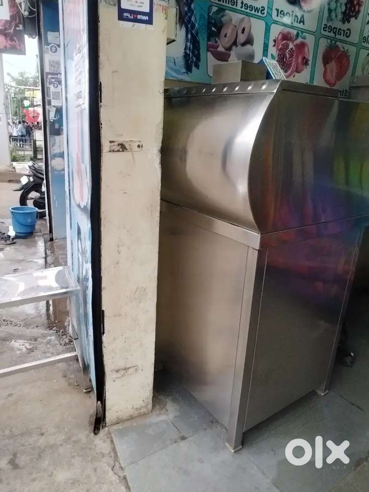 Cash counter