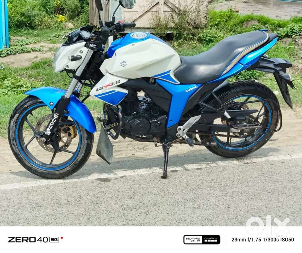 Bike is full in condition no problem and all documents are clear first