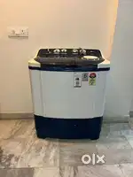 LG 7.5kg 5 star Semi-automatic washing machine