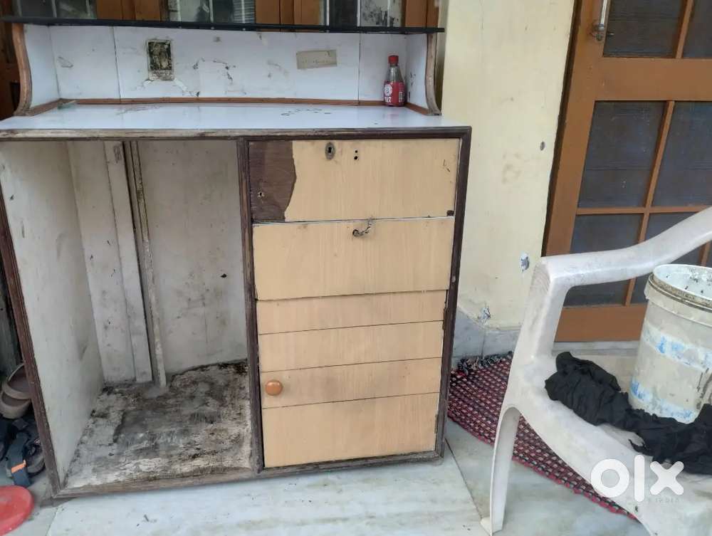 Wooden counter