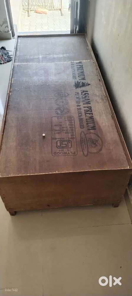 મજબૂત Plywood નો સિંગલ બોક્સ બેડ / દીવાન