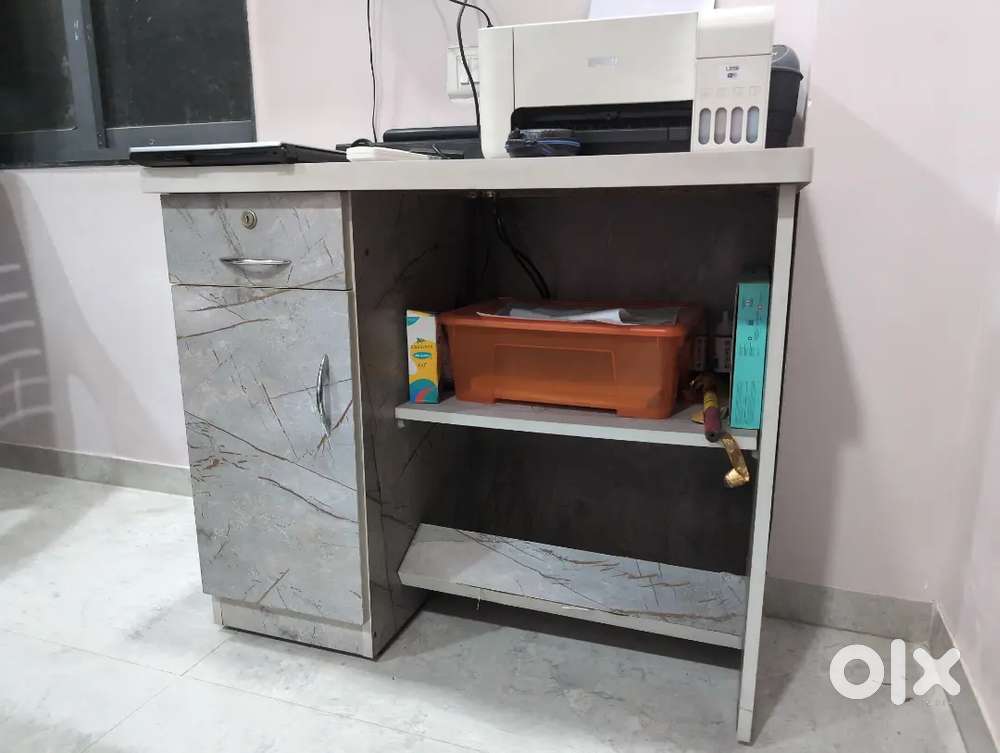 Computer cum study table